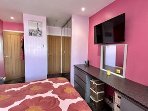 Master Bedroom- click for photo gallery